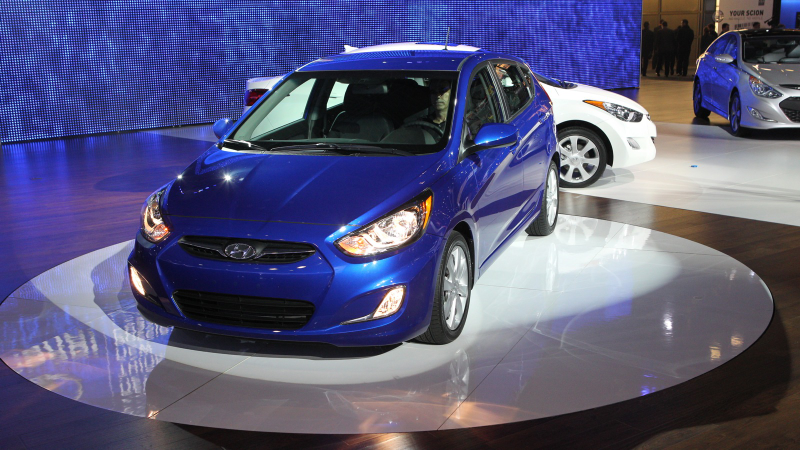 Illustration for article titled 2012 Hyundai Accent is here to give Honda the Fits